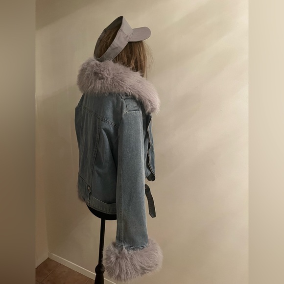Women's Denim Jacket with detachable silver Faux Fur Trim - Picture 2 of 3